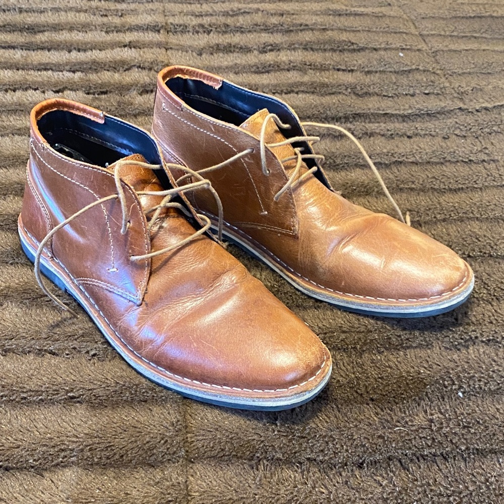 Steve Madden Brown Leather Chukka Boots